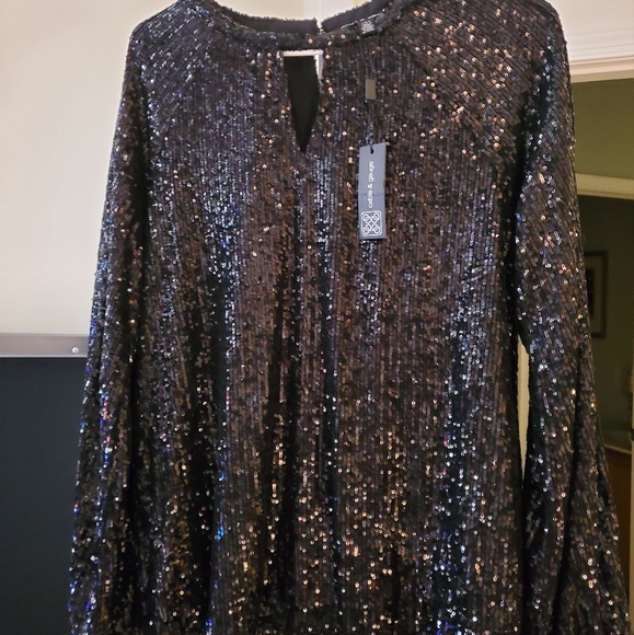 Cable & Gauge Black Sequin Blouse - Picture 2 of 5